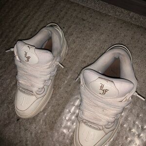 LF Off-White Casual Sneakers